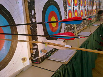 English: Archery Robin-Hood-Shot Deutsch: Boge...